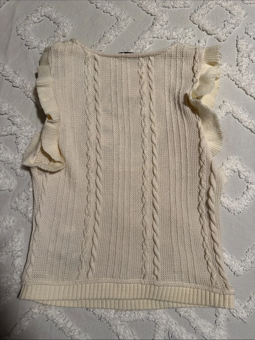 Zara Ivory Cable Knit Ruffle Sleeve Tank - Picture 2 of 4